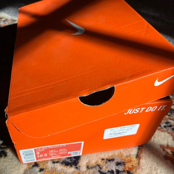 Men’s Nike Premier 3 FG Low-Top Soccer Cleats - Picture 4 of 5